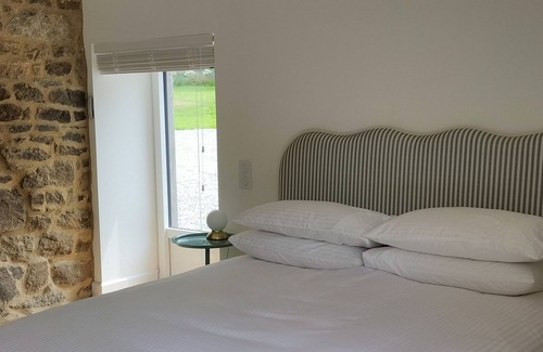 Saint-Gilles-du-Mene Cama Y Desayuno | Granero-Superior-Baño con ducha-Terraza