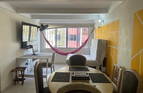 Santa Maria Casa | Garden Serenity Bunk Room with Private Bath Near Airport