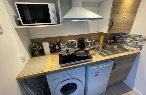 Villepinte Apartamento | Garden, studio near Paris Roissy CDG Airport, Disneyland, Asterix, Exposition
