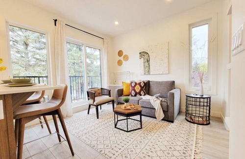West Edmonton Casa | Garden Suite - Close to Downtown