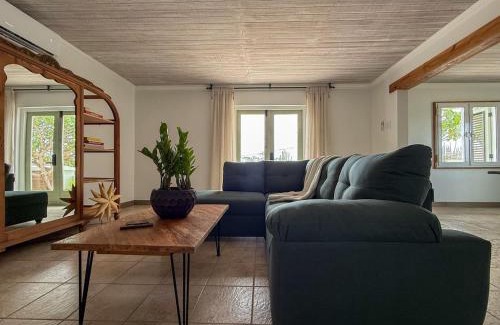 Sabana Liber Apartamento | Garden Terrace Menas Authentic Wellness Eco