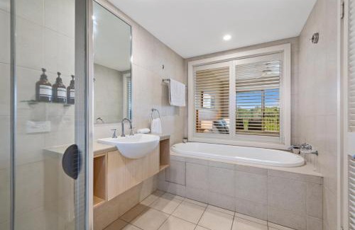Kingscliff Apartamento | Garden View Apartment - Mantra Salt Beach Resort by uHoliday