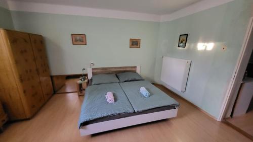 Znojmo Apartamento | Garden View Apartment