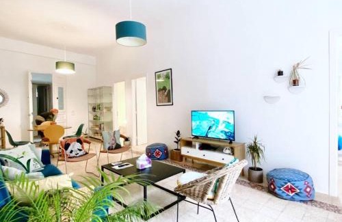 Beirut Apartamento | Garden View Apt 4BR Beirut