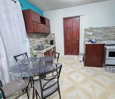 Oistins Apartamento | Garden Villas Barbados