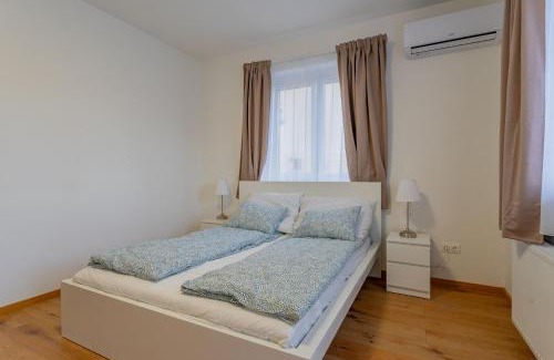Sashalom Apartamento | Gardencity Villa Apartman