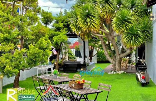 Bukit Baru Casa | GardenHomeStay TownArea Karaok Mahjong PrivatePool By HeystayManagement