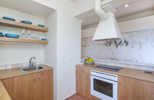 Sternes Casa | Gardenia Garden House