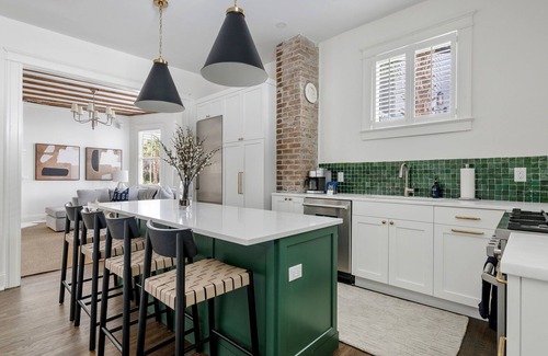 Downtown Charleston Casa | Gardenia House | New Design | Your Group Invited!