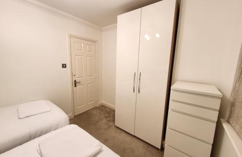Brondesbury Apartamento | Garland Stylish 2 Bedroom Apartment A Minute Walk From Station