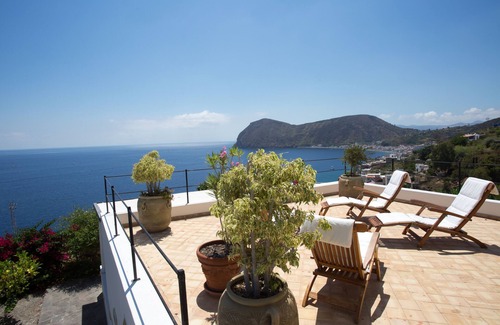Lipari Villa | AJO - ESTROMBOLICCHIO