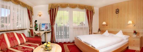 Selva di Val Gardena Hotel | Garni B&B Schenk