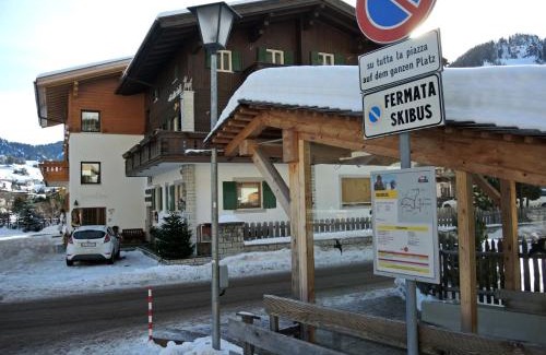 Corvara in Badia Cama Y Desayuno | Garni Gabrieli