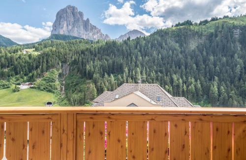 Santa Cristina Val Gardena Apartamento | Garni Hotel Gardena App Dolomites 3