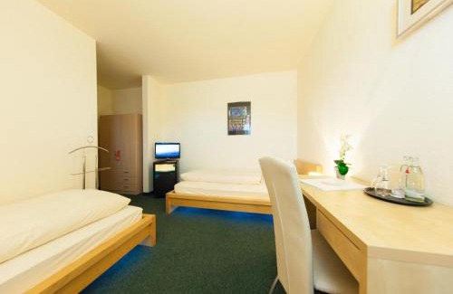 Mahlsdorf Hotel | Garni-Hotel An der Weide