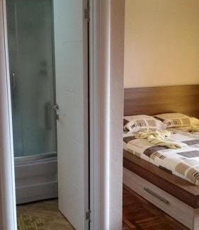 Kragujevac Cama Y Desayuno | Garni Hotel Kaća