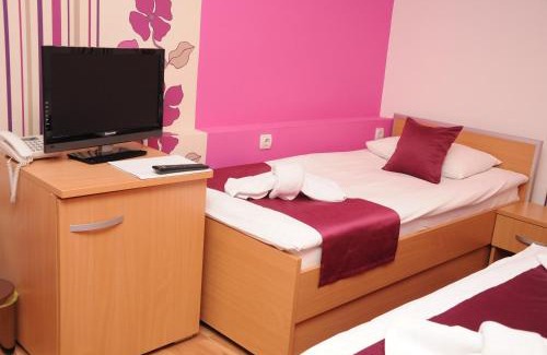 City Center Casa | Garni Hotel Laguna Lux