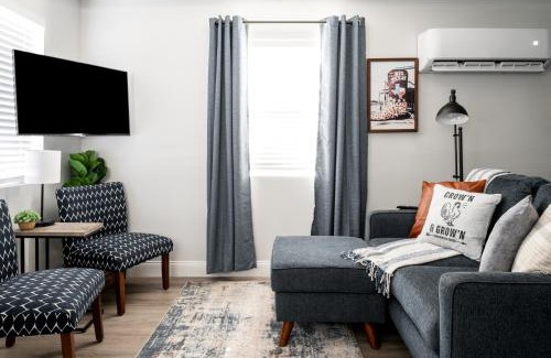 Johnson City Casa | Garofalo Cottage at Wrenwood Ranch, King Bed