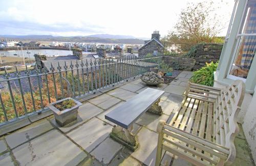 Borth-y-Gest Casa | Garth Cottage