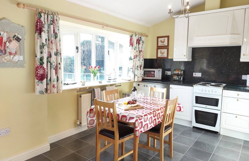 Spennymoor Cabaña | Garth Cottage-spacious family and dog friendly, two bedrooms both with ensuites.