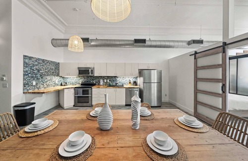 Civic Core Apartamento | Gaslamp 4BR Loft | Near to Petco Park and Beaches