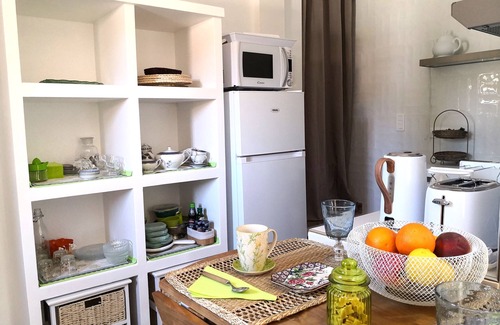 Besse-sur-Issole Apartamento | Gaspard et Marianne, a chic vacation in the heart of Provence for 4 adults