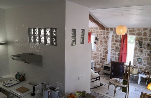 Besse-sur-Issole Apartamento | Gaspard et Marianne, a chic vacation in the heart of Provence for 4 adults