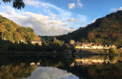 Balduinstein Casa | Gasthaus Balduin, mitten in der Natur, direkt am Fluss