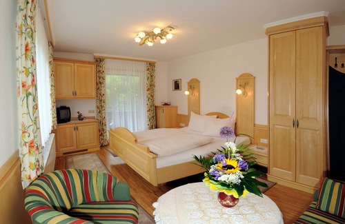 Irdning-Donnersbachtal Casa | Gasthof Pension Appartements Zur Gams