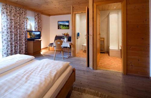 Weißbach bei Lofer Hotel | Gasthof Pension Lohfeyer
