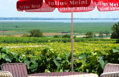 Breitenbrunn Casa | Gasthof-Pension Wein