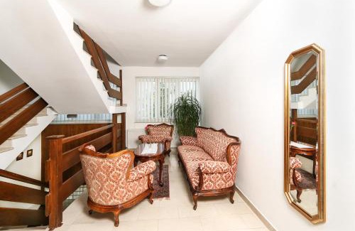 Breitenbrunn Casa | Gasthof-Pension Wein