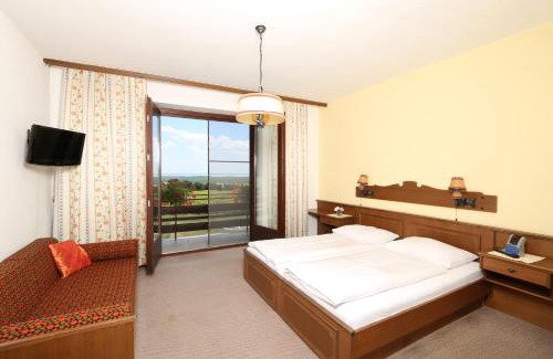 Breitenbrunn Casa | Gasthof-Pension Wein