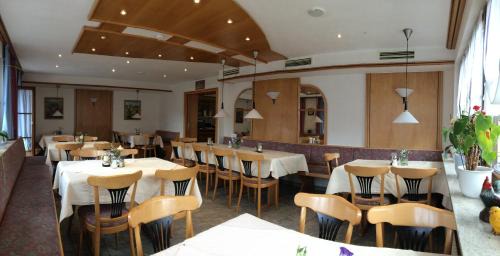 Elzach Casa | Gasthof Richebächli