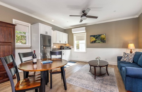 Santa Ynez Cabaña | Gastro HQ: Luxe Studio, Walk To Best Restaurants, L2EV, Sleeps 4, Unit 5 Madera