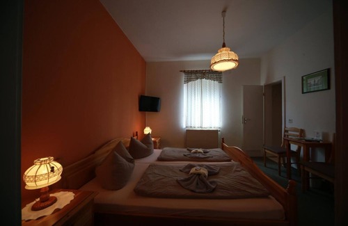 Kirnitzschtal Casa | Gaststätte & Pension Lichtenhainer Wasserfall