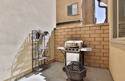 Upland Casa | Gate community, quiet environment, easy to access transportation