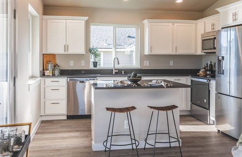 Moses Lake Casa | Gated 3 BR Escape in downtown Moses Lake