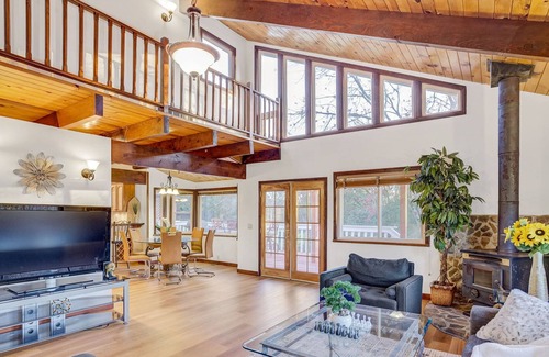 Santa Rosa Casa | GATED 7 BD WINE COUNTRY ESTATE | HOT TUB | GAMES