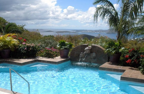 Virgin Grand Estates Villa | ¡Comunidad cerrada con piscina privada y vistas!