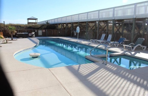 Ash Casa | Gated Community, Oceanfront & Sound Front, Private Pool with Family Area