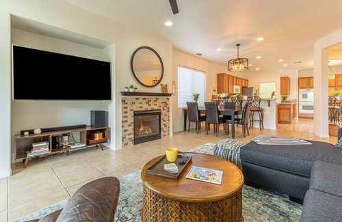 Indio Casa | Gated Community near Empire Polo, Pools, Tennis, Golf, Dog friendly, EV charger
