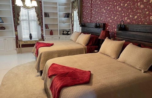 Arabi Otro | Gated Farm House Getaway Near Lake Blackshear! Peaceful and Newly renovated
