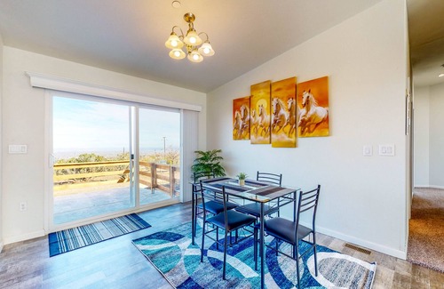 Pinon Hills Casa | Gated Mtn-View Home with Private Six-Person Hot Tub & Sauna - Dog-Friendly