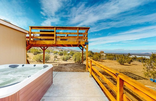 Pinon Hills Casa | Gated Mtn-View Home with Private Six-Person Hot Tub & Sauna - Dog-Friendly