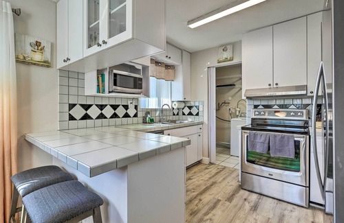 Ludlam Casa | Gated Southern Miami Home: 22 Mi to Downtown!