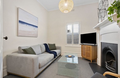 Geelong West Casa | Gatehouse on Elizabeth