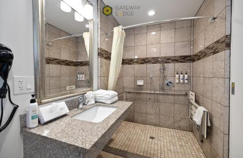 Seaside Hotel | Gateway Lodge