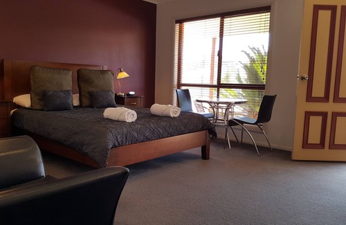 Broken Hill Hotel | Gateway Motor Inn
