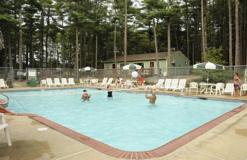 Rochester Complejo | Gateway to Cape Cod Vacation Cottage 1